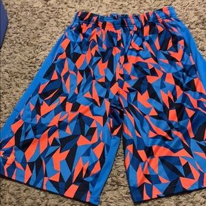 Boys XL Under Armour shorts